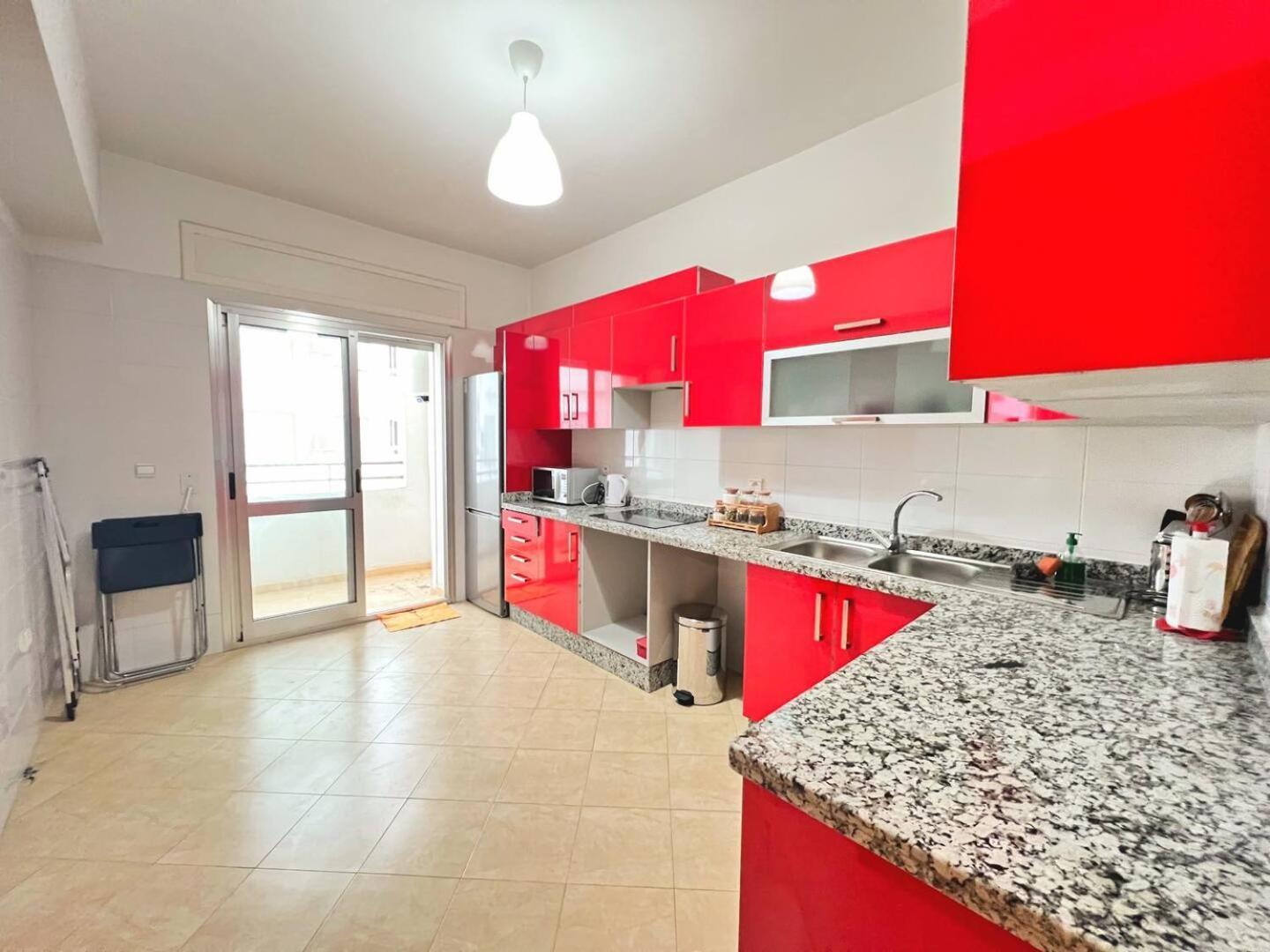 Cosy & Convenient 2-Bed Apartment In Playa Tangeri Esterno foto
